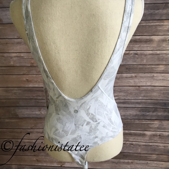 NWT LULULEMON ARISE BODYSUIT JASMINE WHITE MULTI - Picture 2 of 5